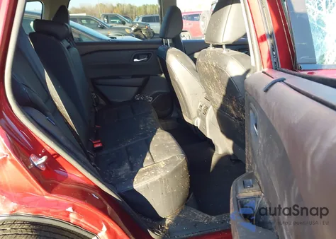 2023 Nissan Rogue Sv Fwd z USA, uszkodzony, nr VIN 5N1BT3BA3PC940062